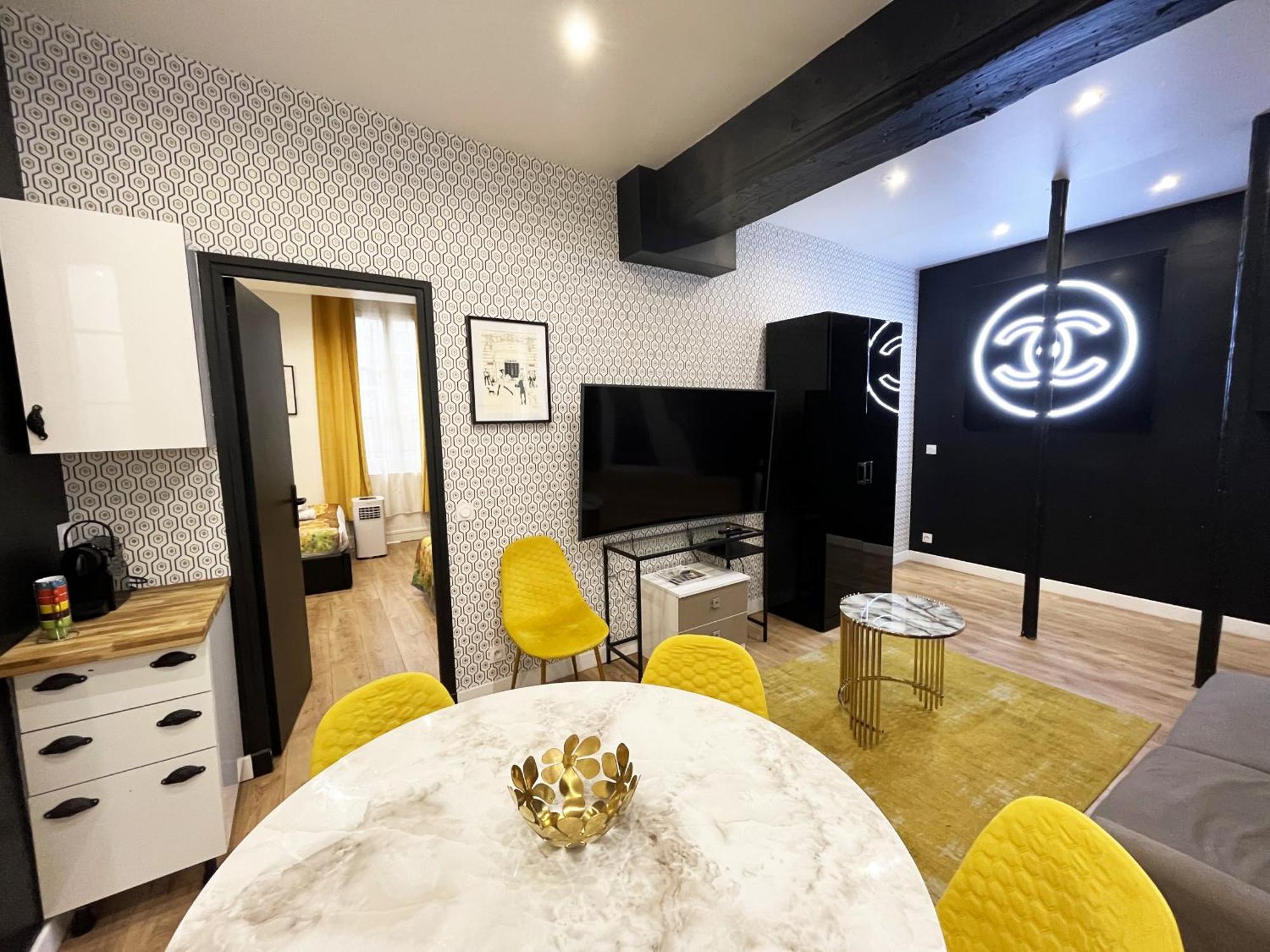 Urban Flat 157 - Coco Chanel Flat In Montorgueil ปารีส ภายนอก รูปภาพ